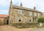 Location vacances Loftus - Street House Farm Cottage-1