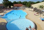 Camping Le Perrier - Camping Le Both d'Orouet-1