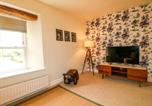 Location vacances Ashbourne - Apartment at The Old Dog, Thorpe-4