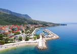 Location vacances Tučepi - Apartments by the sea Tucepi, Makarska - 23256-1