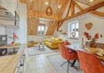 Location vacances Eschfeld - Cozy Home In Irrhausen With Sauna-4