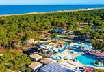 Camping avec Accès direct plage Aquitaine - Camping Atlantic Club Montalivet-1