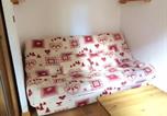 Location vacances Risoul - Studio cabine 8 pers, Sud, pied de piste, centre station, proche commerces et Esf - Fr-1-330-40-4
