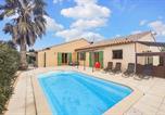 Location vacances Paraza - Cozy Home In Pouzols-Minervois-2