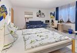 Location vacances Engen - Ferienappartement Souterrain-2