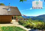 Location vacances Auvergne - Estiva - Le Chalet Belvédère - Piscine, Spa, Vue Grandiose-1