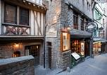 Hôtel Marcey-les-Grèves - Le Mouton Blanc-1