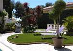 Location vacances Cassis - Studio dans villa de charme, piscine, proche plage-2
