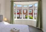 Location vacances Urpeth - House Sleeps 7 with Wifi-2