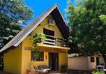 Location vacances Bonito - Charme de um típico chalé de campo com lareira.-1