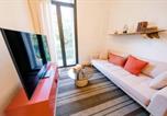 Location vacances Sète - Les Suites du Parc - Appartement lumineux de 2 chambres avec une vue imprenable sur le parc Simone Veil à 2 minutes des halles-1