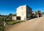 Location vacances Starigrad - Apartments with parking space Starigrad - Paklenica - 25358-3
