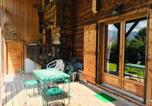 Location vacances Sixt-Fer-à-Cheval - Chalet calme et atypique, 8-10 pers., avec terrasse, parking et Wi-Fi inclus à Samoëns - Fr-1-629-5-1