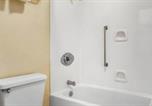 Hôtel Meridian - Econo Lodge Inn & Suites Forest-3