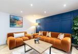 Location vacances Southam - Large Period 2-Bed Apartment Close to Town-1