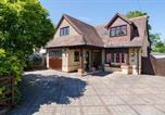 Location vacances Gare de Fareham - Grove Lodge-2