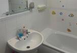 Location vacances Bracknell - Staying with Ganmos Place-4