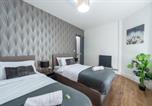 Location vacances Workington - 5 Bed Workington House with Parking Near Station-1
