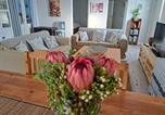 Location vacances Southern Suburbs - Garden Cottage in Constantia/Meadowridge-1