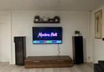 Location vacances Andernach - Guidos Place Souterrain Apartment-2