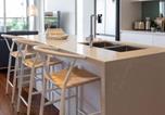 Location vacances Magenta - Luxe Waterfront Coastal Retreat-2
