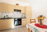 Location vacances Montbrun-les-Bains - Les Deux Villages n°3 - Studio avec Terrasse-2