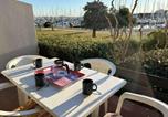 Location vacances  Gard - Charmant Studio en Rdc à Port Camargue - Fr-1-250-41-3