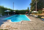 Location vacances Montefalco - Farmhouse Bliss with Pool, Wine and tails-2