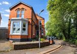 Location vacances Carlisle - Chertsey Mount Townhouse, within 10 minutes walk of Carlisle city centre, shops, pubs & restaurants-2