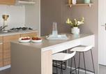 Location vacances Roquebrune-sur-Argens - Mobil-home sur pilotis avec terrasse - Api-1-52-1009-3