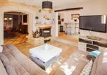 Location vacances Malemort-du-Comtat - Cozy Home In Villes Sur Auzon-4