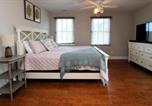 Location vacances West Cape May - Coastal Hideaway-4