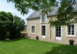 Location vacances Sillé-le-Guillaume - Maison de charme en pierres, 5 chambres, jardin clos, terrasse, calme, ping-pong, proche loisirs. - Fr-1-410-150-1