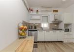 Location vacances Tribunj - Apartments Katka near Blue beach-3