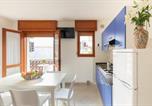 Location vacances  Province d'Udine - Apartments in Lignano Sabbiadoro 31416-1