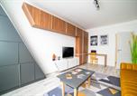 Location vacances Miskolc - Comfort 65 2-Bedroom Apartment with Balcony-4