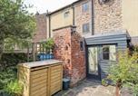 Location vacances  gare de Cromford - Mill Workers Cottage-4
