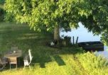 Location vacances Ardentes - Demeure charmante bordant l'Indre avec piscine, vélos, barque, canoé, pédalo et coin pêche. - Fr-1-591-153-2