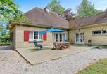 Location vacances Deux-Jumeaux - Beautiful Home In Colombieres With Wifi-2