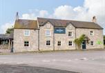 Location vacances Ashbourne - Apartment at The Old Dog, Thorpe-1