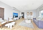 Location vacances Marks Point - Blue Lagoon at Caves Beach Villas-4
