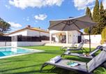 Location vacances Cordoue - Genteel Home Villa El Brillante-3