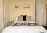 Location vacances Penzance - Sea Dreamzzz A Spacious Seafront Home in Penzance-2