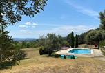 Location vacances La Tour-d'Aigues - Holiday Home in Pertuis with pool-4