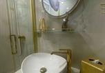 Location vacances Révfülöp - Holiday Home Beachfront in Balatonboglar 54818-2