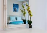Location vacances Novi Sad - !Promo! Blue Amber Downtown-Free Private garage-Fast Wi-Fi-1