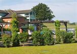 Location vacances Lancken-Granitz - Ferienwohnung 2 im Haus am See mit Terrasse und Wintergarten-2