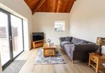 Location vacances  Gare de Crewe - Wren cottage-4