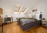 Location vacances Průhonice - Two-bedroom apartment with workspace and Netflix in Nusle by Prague Days-1