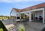 Location vacances Svaneke - Modern Holiday Home With Sea View For 8-3
